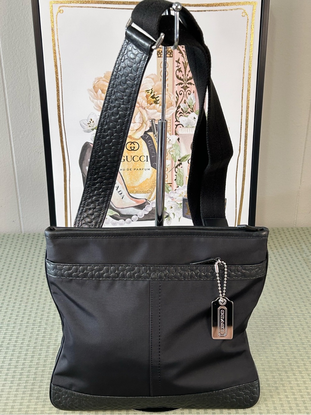 COACH 2010 Signature Leather Shoulder/Crossbody Bag 😍🖤🔥